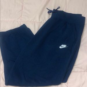 NWOT NIKE Sweatpants/Joggers
